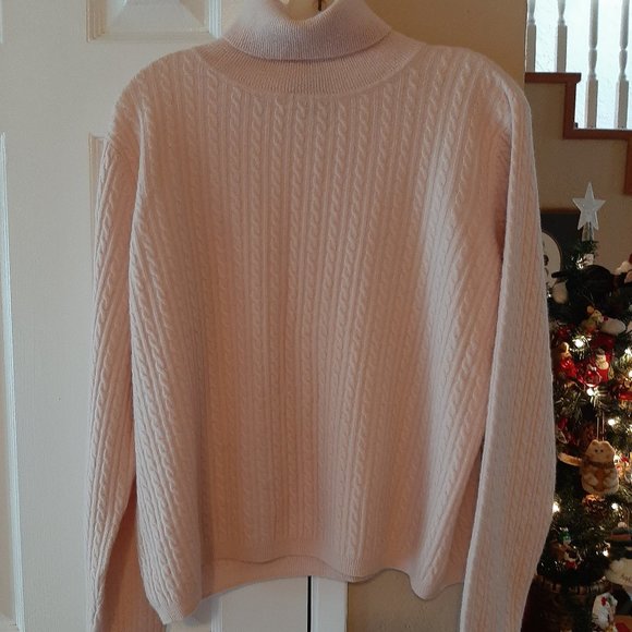 Pink Cashmere Sweater - Picture 1 of 4